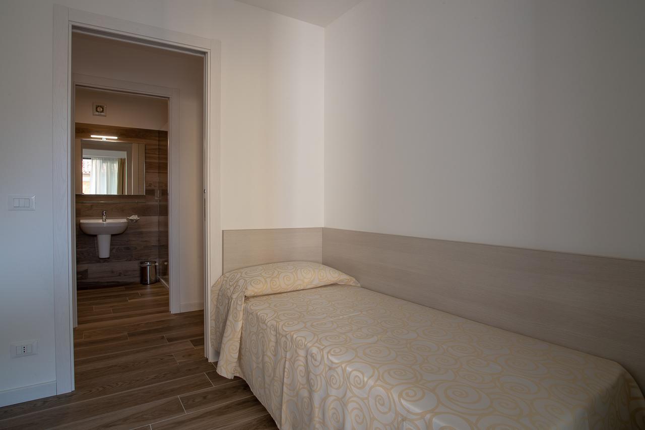 Aparthotel Miramare กราโด ภายนอก รูปภาพ